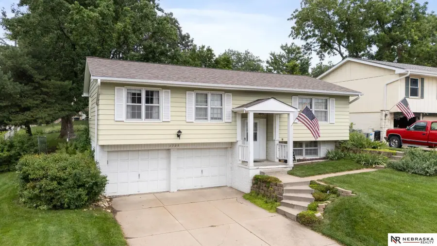 1723 N 107th Avenue, Omaha, NE 68114 - #3