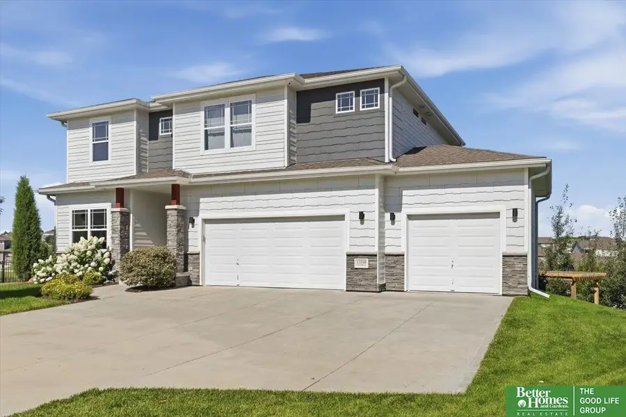 11036 Cove Hollow Circle, Papillion, NE 68046 - #2