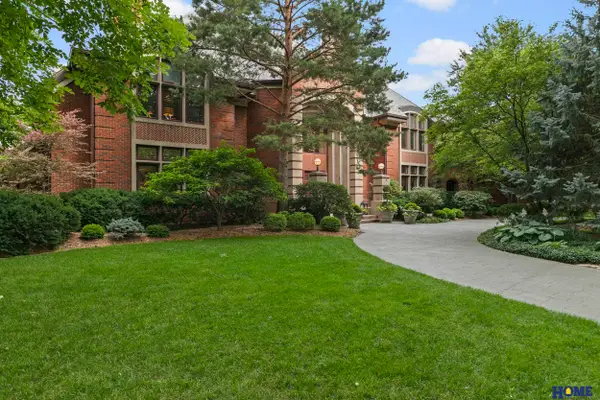 2417 Ridge Road, Lincoln, NE 68512