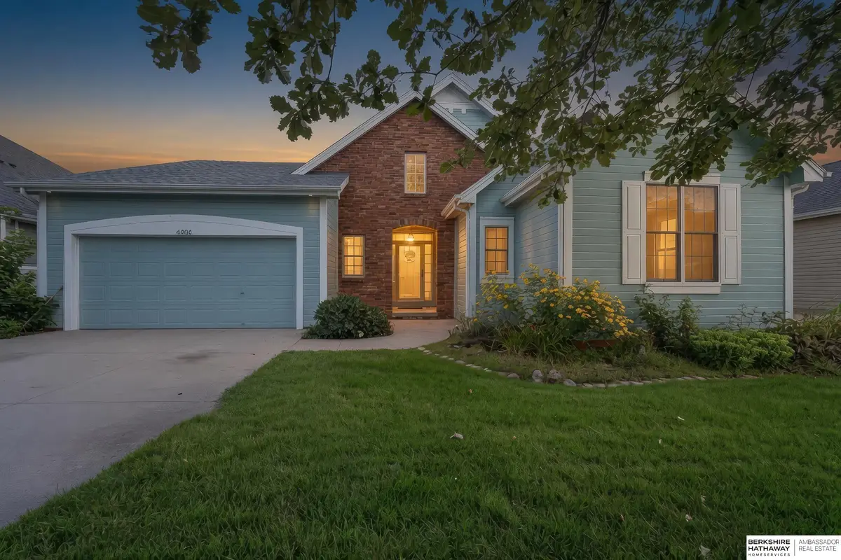 4606 Edgerton Drive, Papillion, NE 68133 - #1