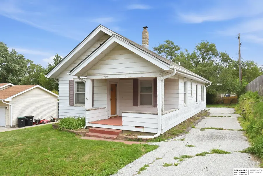 2609 N 73rd Street, Omaha, NE 68134 - #2