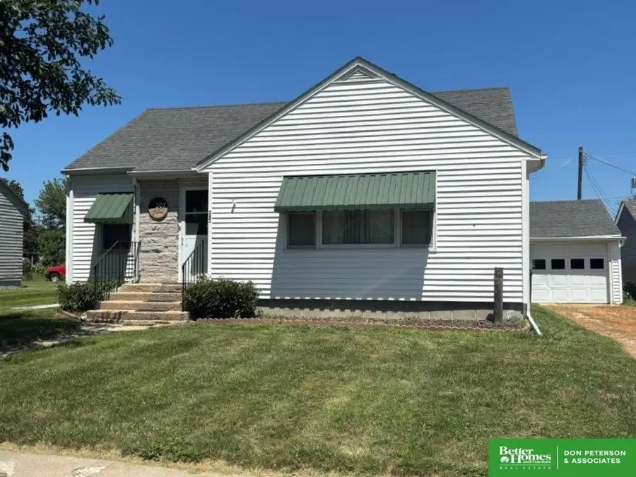 207 W Cedar Street, Coleridge, NE 68727 - #2