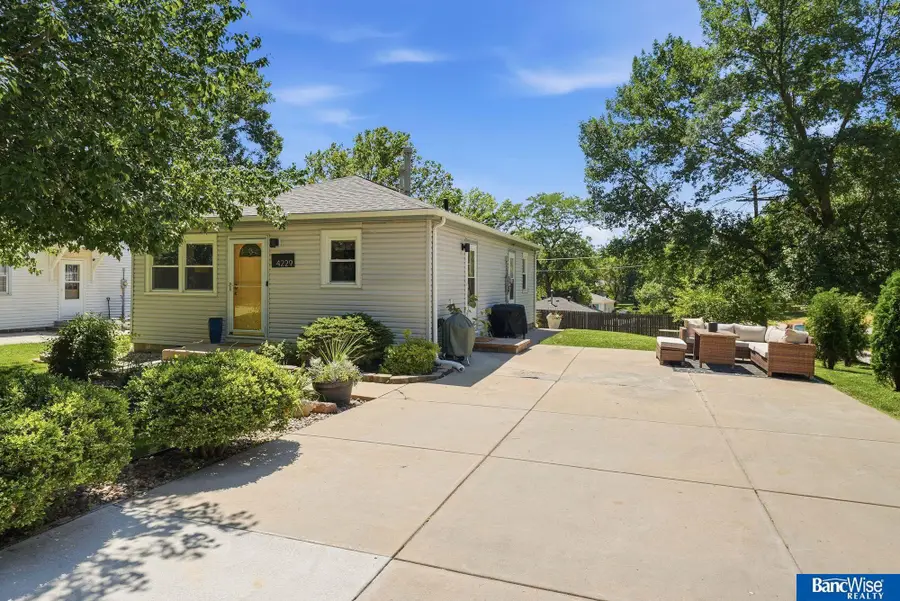 4229 N 12th Street, Lincoln, NE 68521 - #2