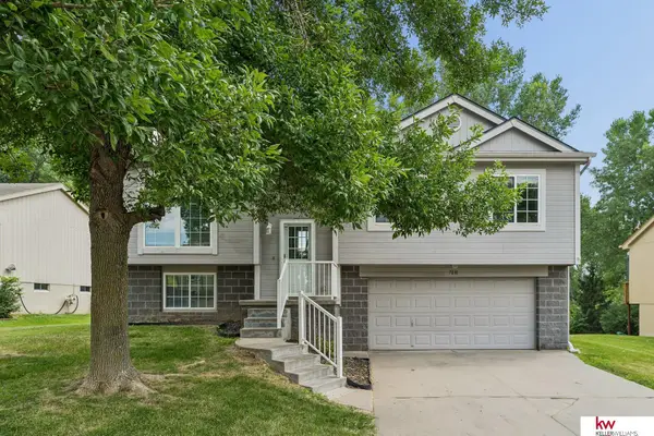 7841 Bondesson Street, Omaha, NE 68122