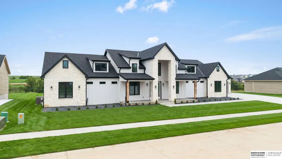 22102 Hackberry Circle, Gretna, NE 68028 - #2