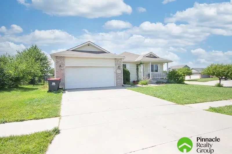 5419 Rockford Drive, Lincoln, NE 68521 - #2