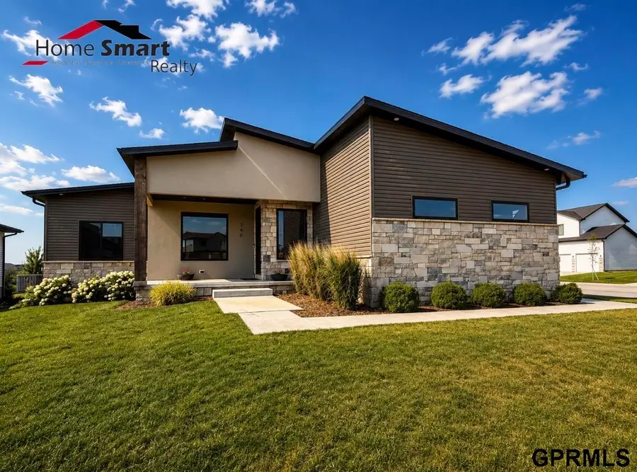 740 W Panorama Road, Lincoln, NE 68523 - #2