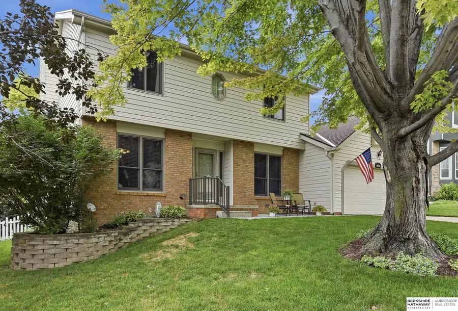 16914 Patterson Drive, Omaha, NE 68135 - #2