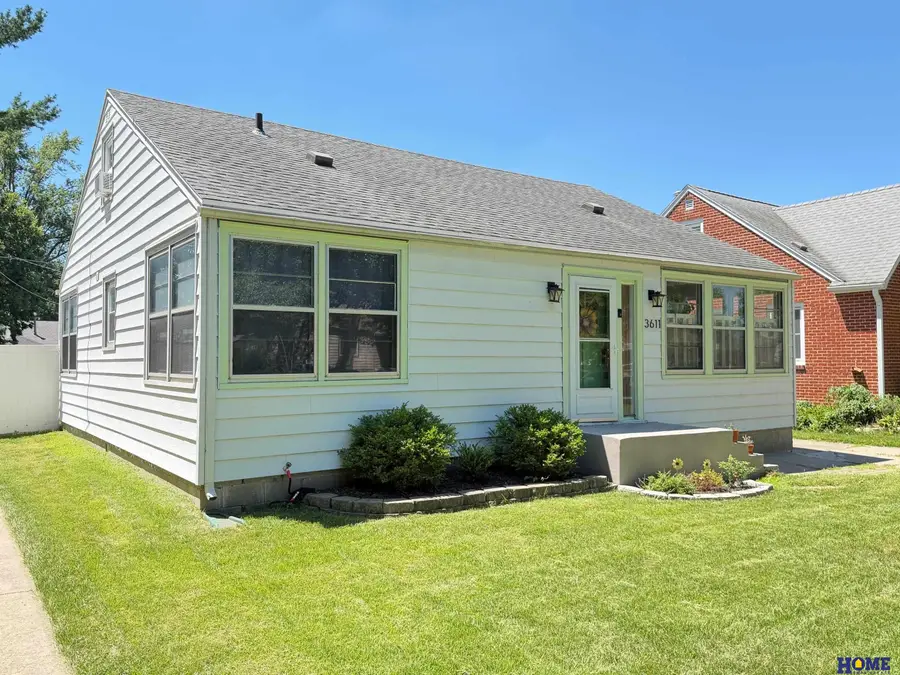 3611 Everett Street, Lincoln, NE 68506 - #2