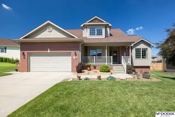 4801 Landsberry Lane, Lincoln, NE 68516