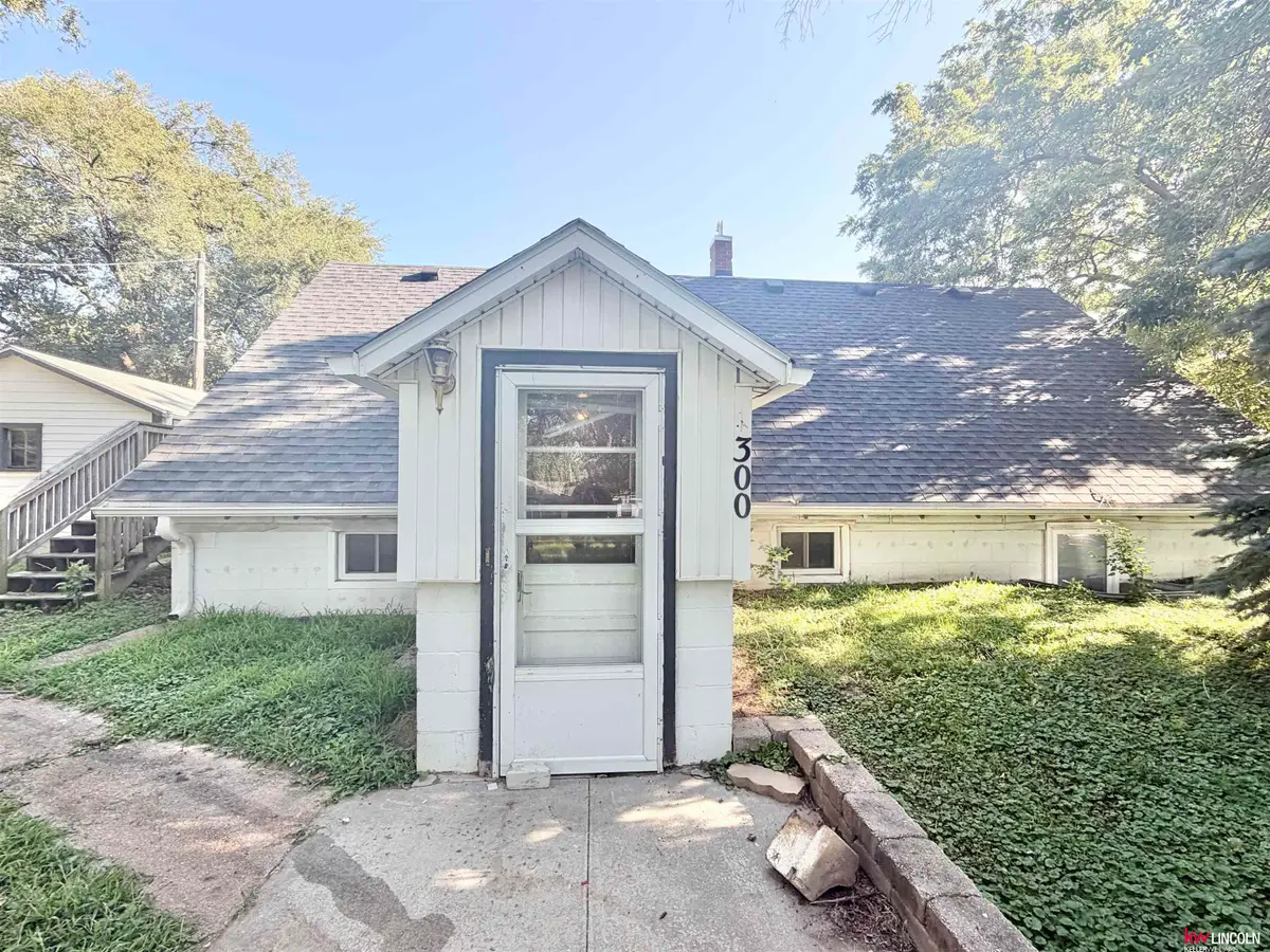 300 N Railroad Avenue, Murray, NE 68409 - #1