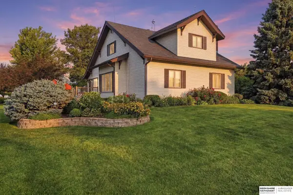 10277 SW 29th Road, Pickrell, NE 68422