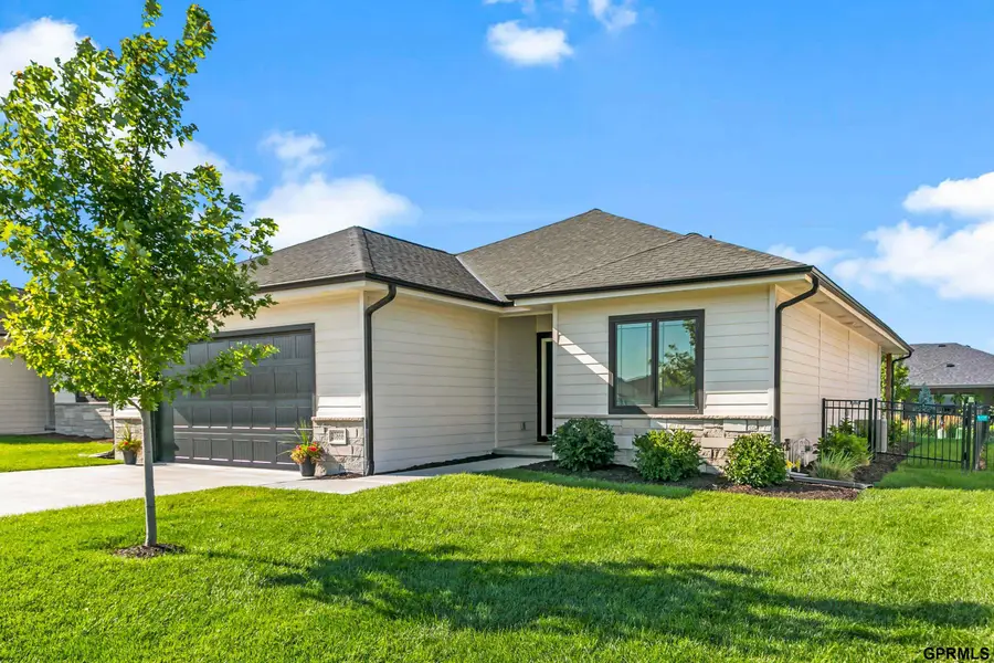 20866 Ellison Avenue, Elkhorn, NE 68022 - #2