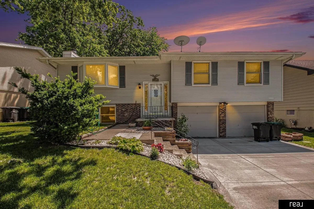 10941 X Street, Omaha, NE 68137 - #1