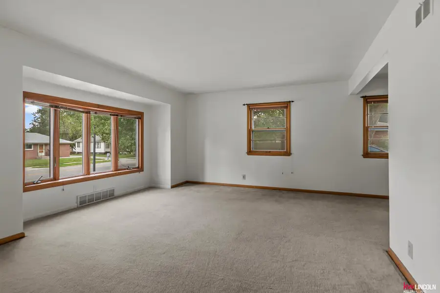 6515 Fremont Street, Lincoln, NE 68507 - #3