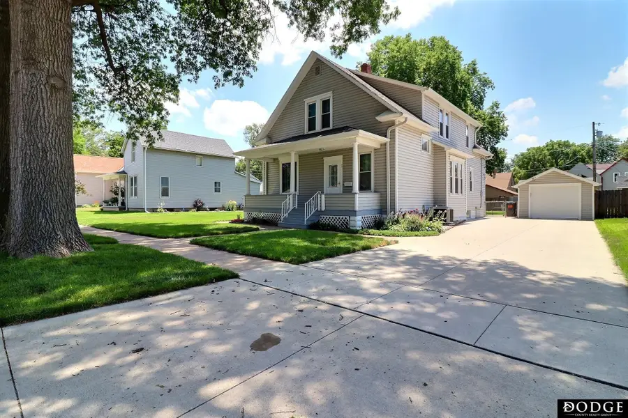643 W Military Avenue, Fremont, NE 68025-4861 - #2