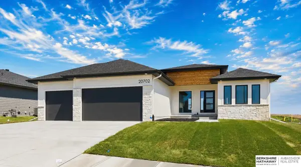 20702 Vernon Avenue, Elkhorn, NE 68022
