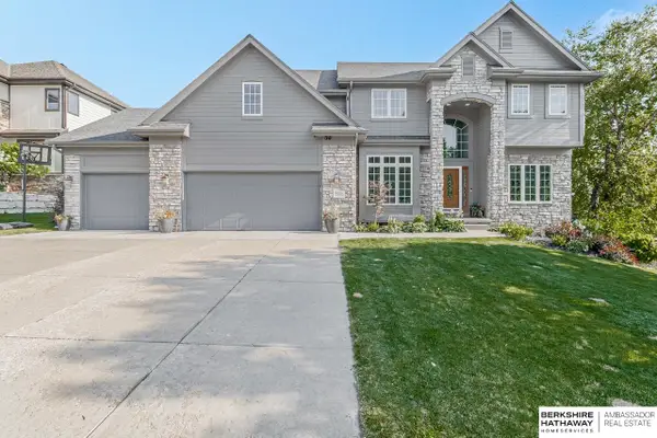 19209 Taylor Circle, Elkhorn, NE 68022