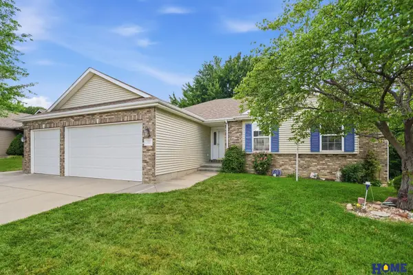 1051 N 81st Street, Lincoln, NE 68505