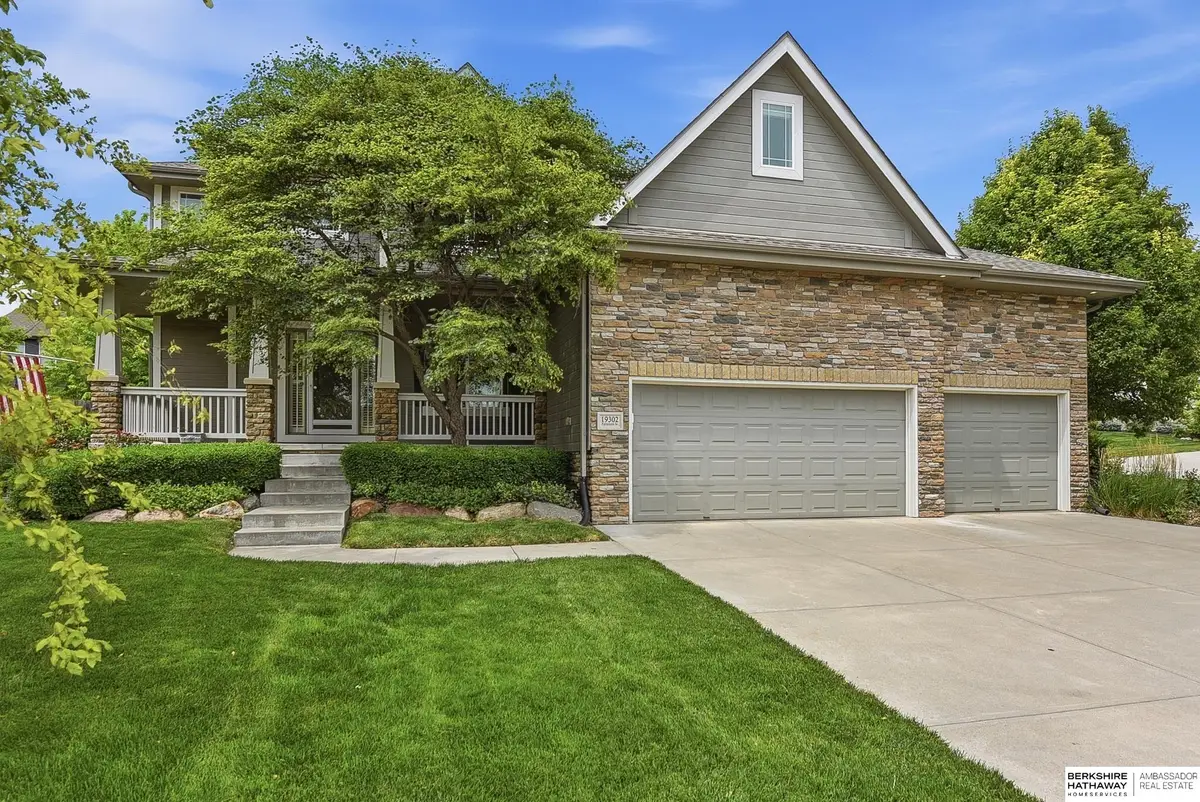 19302 Patterson Street, Omaha, NE 68135 - #1