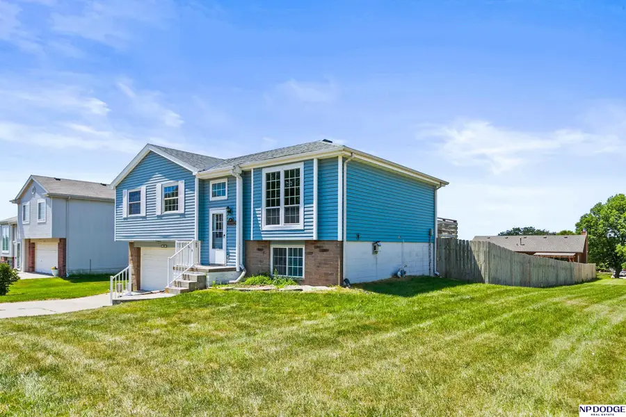 10802 S 17th Street, Bellevue, NE 68123 - #2