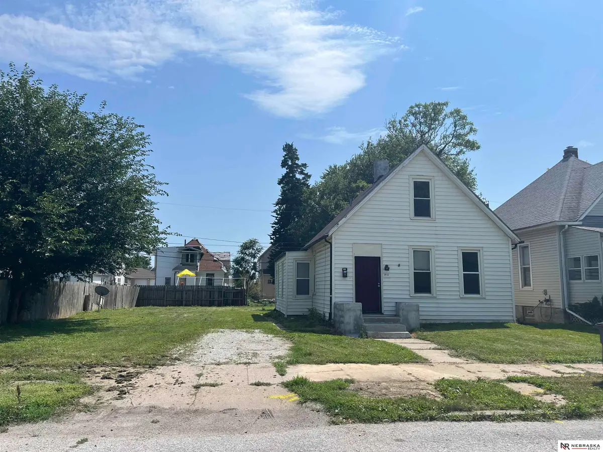 1017 4th Avenue, Council Bluffs, IA 51501 - #1
