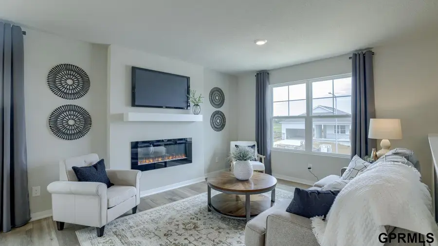 18475 Greenfield Street, Omaha, NE 68136 - #3