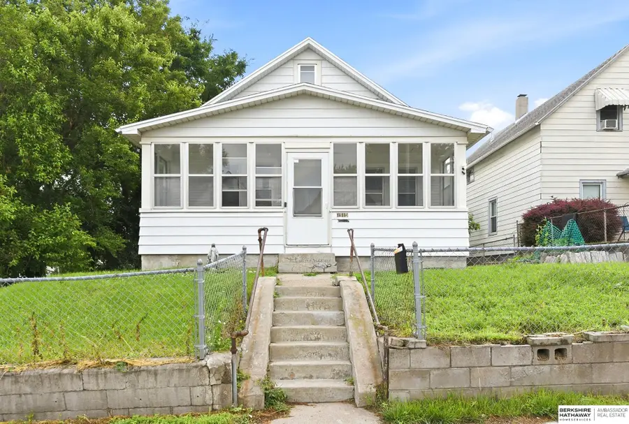 1915 S 11th Street, Omaha, NE 68108 - #2