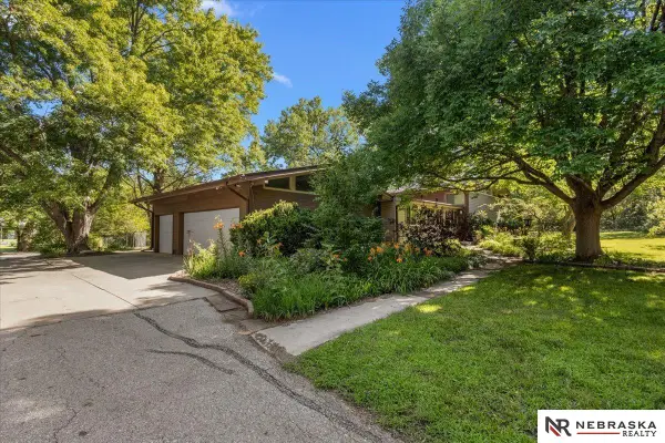 6100 Saltillo Road, Lincoln, NE 68516