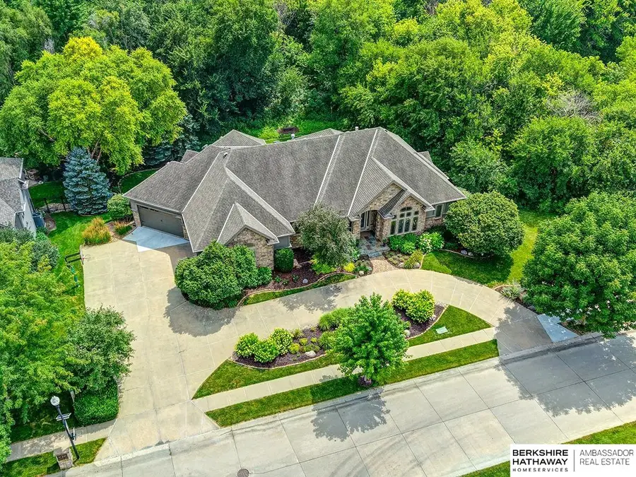 18905 Lafayette Avenue, Elkhorn, NE 68022 - #2