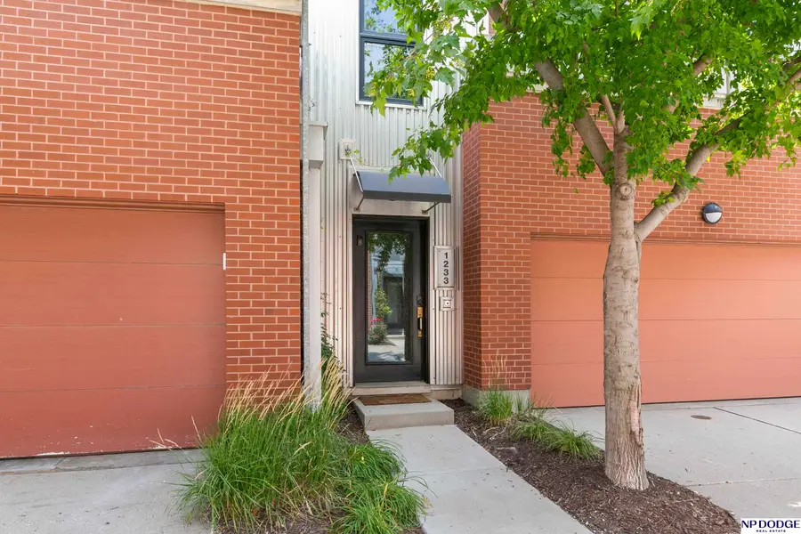 1233 Marcy Plaza, Omaha, NE 68108 - #3