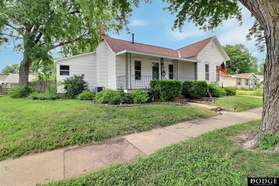 435 S H Street, Fremont, NE 68025 - #2