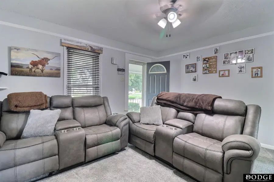 435 S H Street, Fremont, NE 68025 - #3
