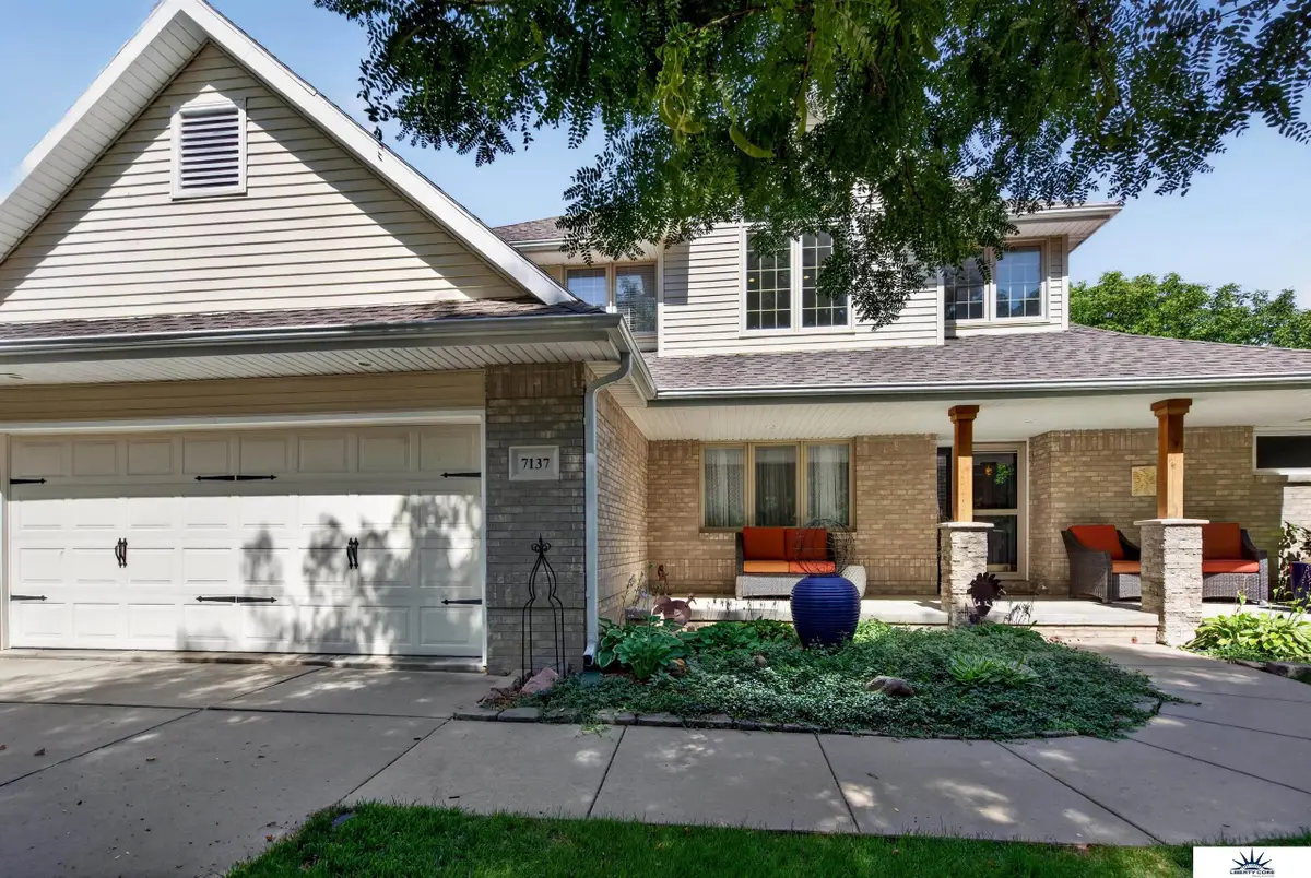 7137 Beaver Hollow Circle, Lincoln, NE 68516 - #1