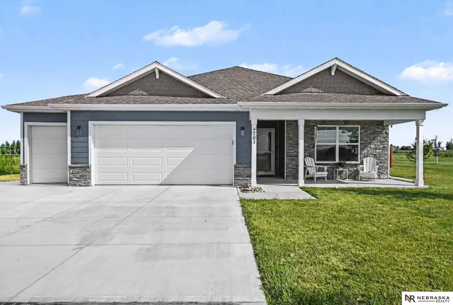 4703 E 18th Avenue, Fremont, NE 68025 - #2