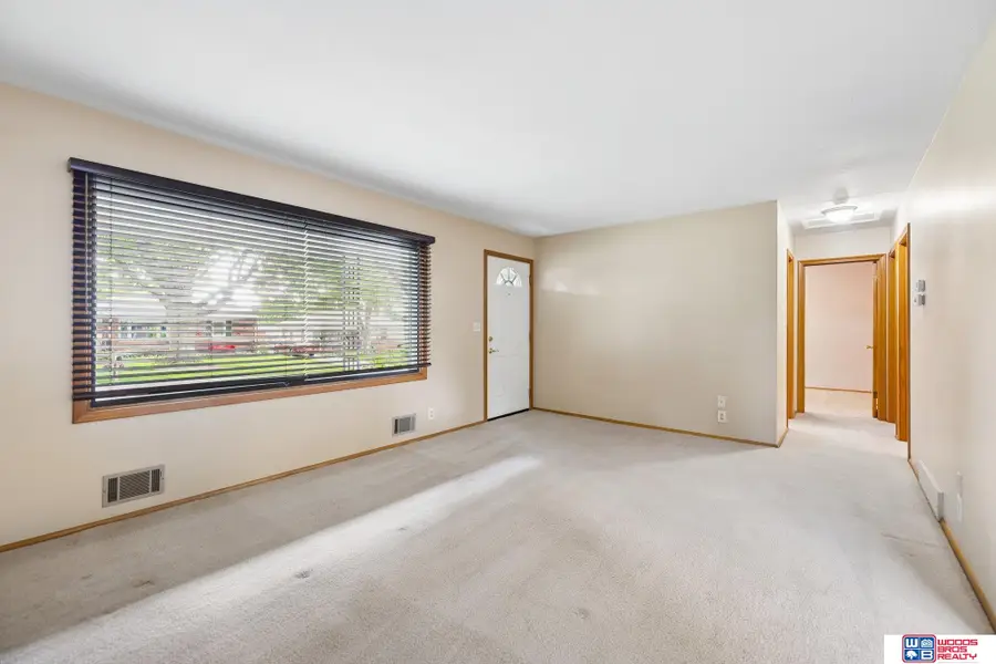 2327 S 61st Street, Lincoln, NE 68506 - #3