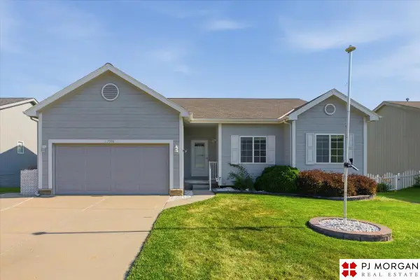 7306 Michelle Avenue, La Vista, NE 68128