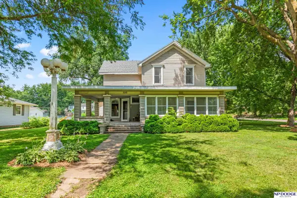 220 N 14 Street, Tekamah, NE 68061