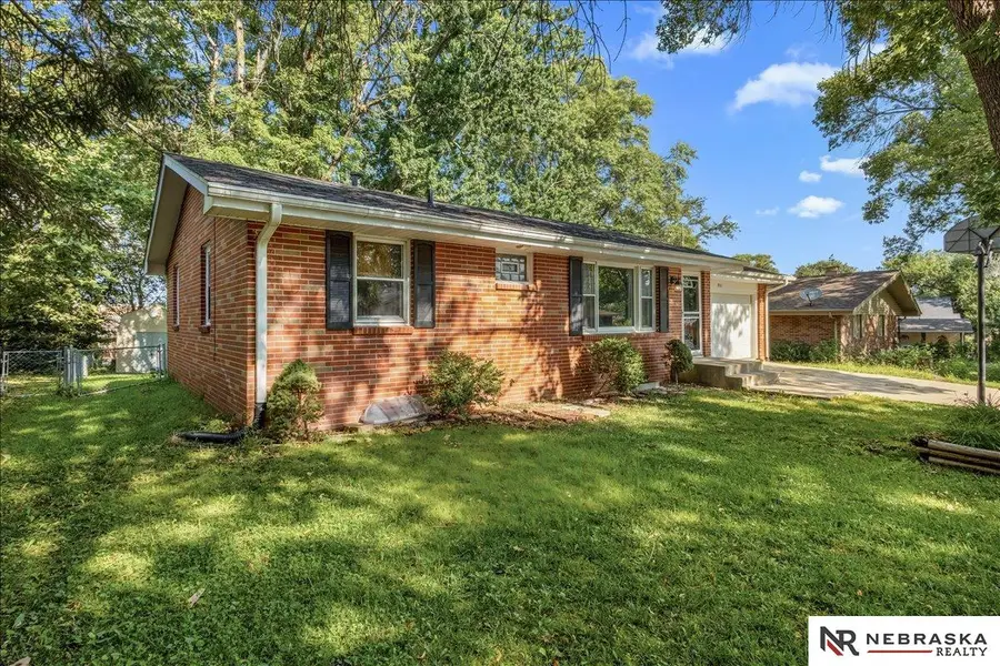 931 Rosewood Drive, Lincoln, NE 68510 - #3