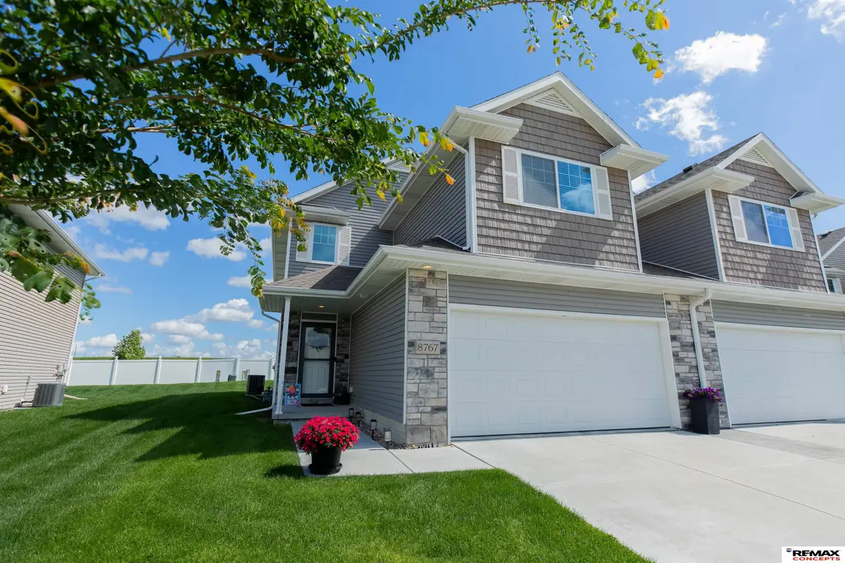 8767 Ridge Hollow Drive, Lincoln, NE 68526 - #1