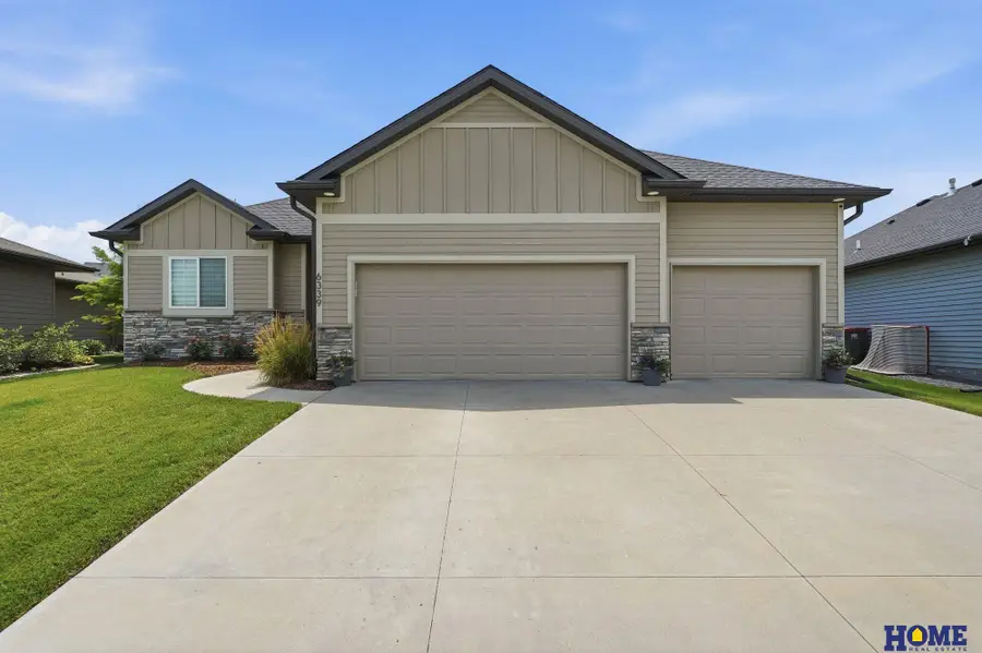 6339 Cavvy Road, Lincoln, NE 68516 - #2