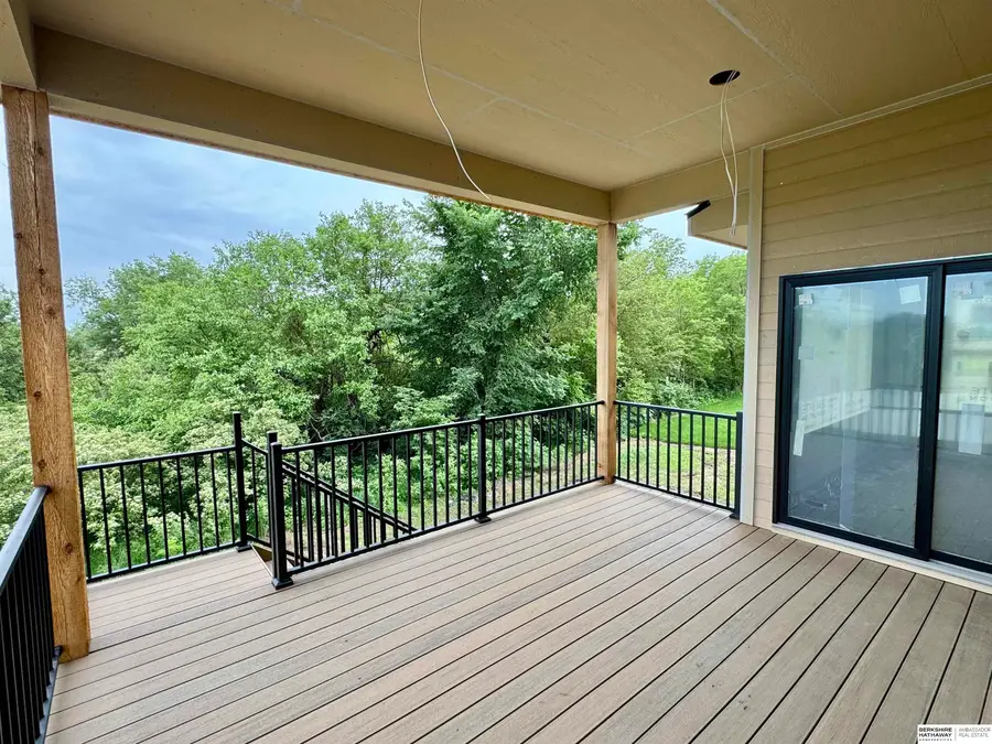 8954 Von Street, Papillion, NE 68046 - #2