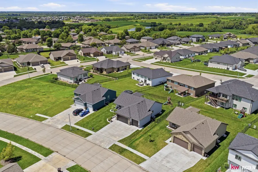 1324 E 8th Street, Hickman, NE 68372 - #2