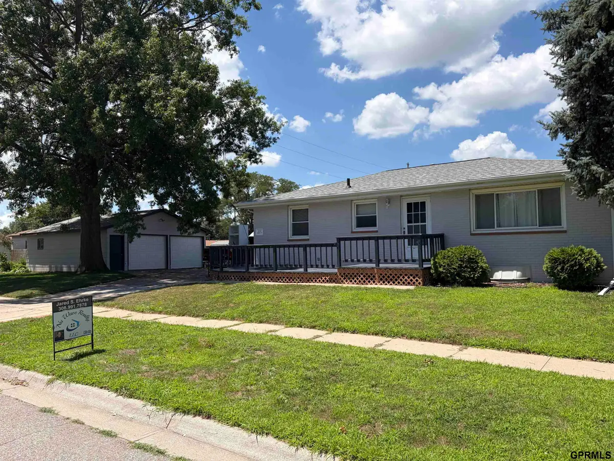 5141 N 72nd Street, Lincoln, NE 68507 - #1