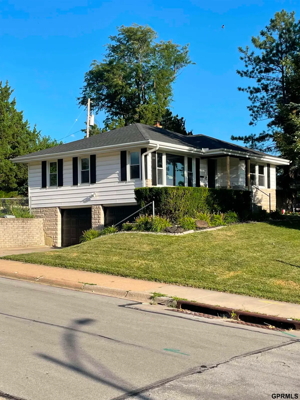 525 N 74th Avenue, Omaha, NE 68114-3101 - #1