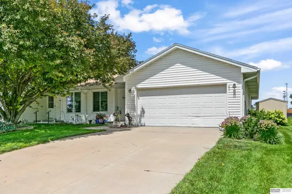 15808 N 4th Street, Bennington, NE 68107