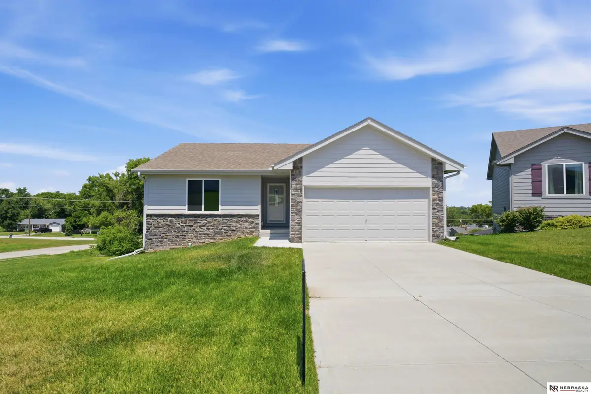 1010 S 14 Avenue, Blair, NE 68008 - #1