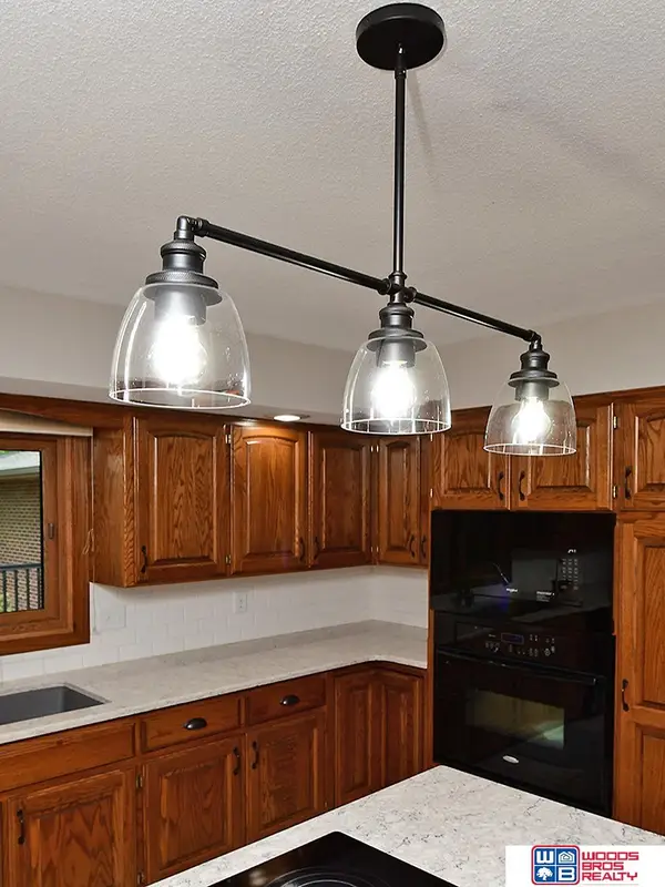 125 Regency Drive, Beatrice, NE 68310