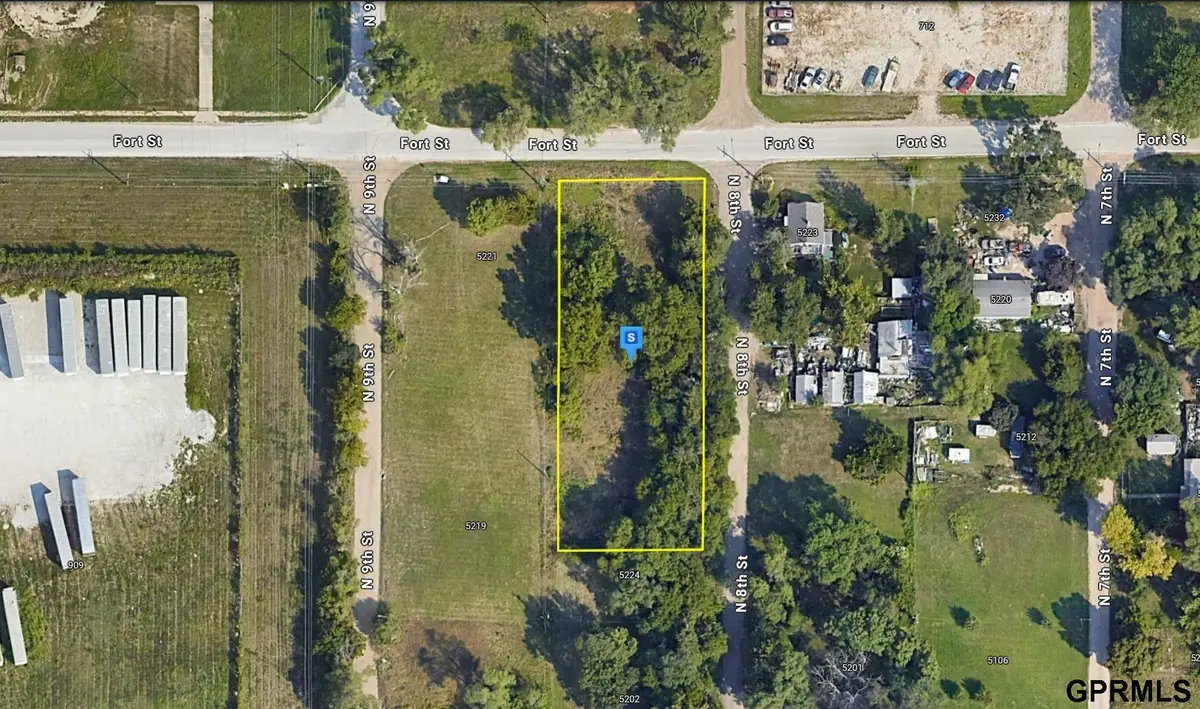 5226 N 8th Street, Omaha, NE 68110 - #1