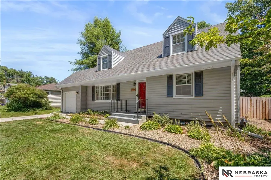 1734 S 41st Street, Lincoln, NE 68506 - #2